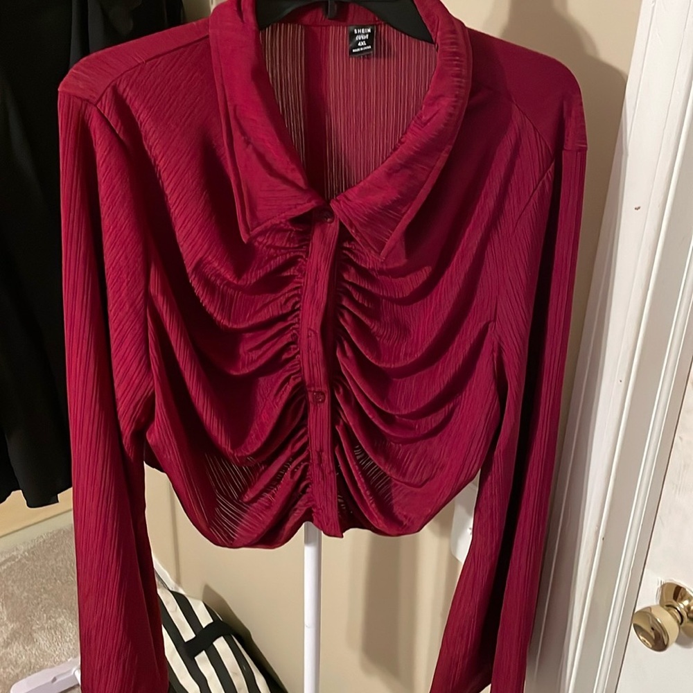 Shein Curve crop blouse